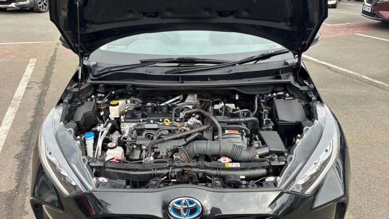 Toyota Yaris 1.5 Hybrid Design 5dr CVT Hybrid Hatchback